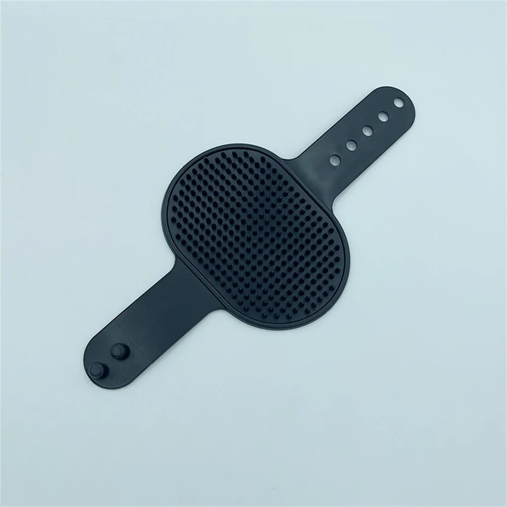 Provide soothing grooming with this soft Pet Bath Brush. Gentle rubber bristles massage, remove loose fur, clean easily, and relieve itches, turning baths and daily care into a relaxing, playful moment for cats and dogs.