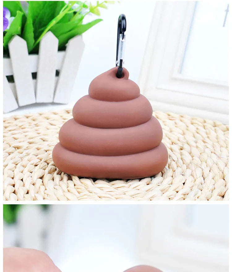 Easy walks, clear conscience. 🌱 Take care of your pet and the planet with our eco-friendly dispenser. Stylish and biodegradable design for those who love nature as much as their best friend. Make every outing an act of love. Get yours now!