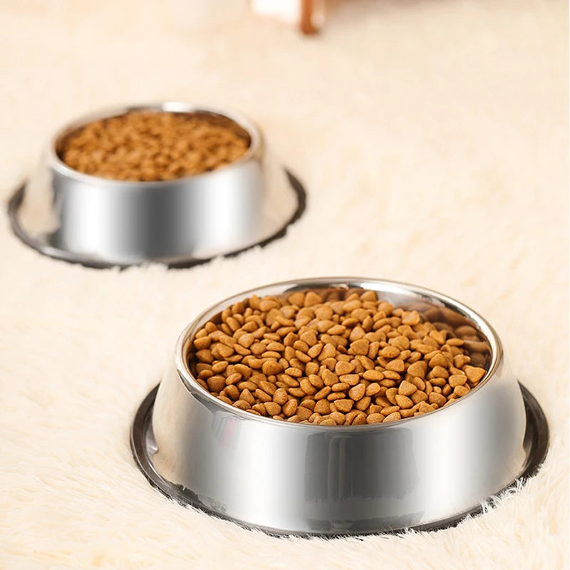 Keep your pet’s meals clean and stable with this Stainless Steel Pet Bowl. Durable, skidproof and anti‑ant, it offers safe feeding for dogs and cats, with six size options for perfect comfort at every meal.