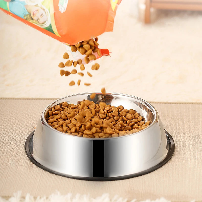 Keep your pet’s meals clean and stable with this Stainless Steel Pet Bowl. Durable, skidproof and anti‑ant, it offers safe feeding for dogs and cats, with six size options for perfect comfort at every meal.